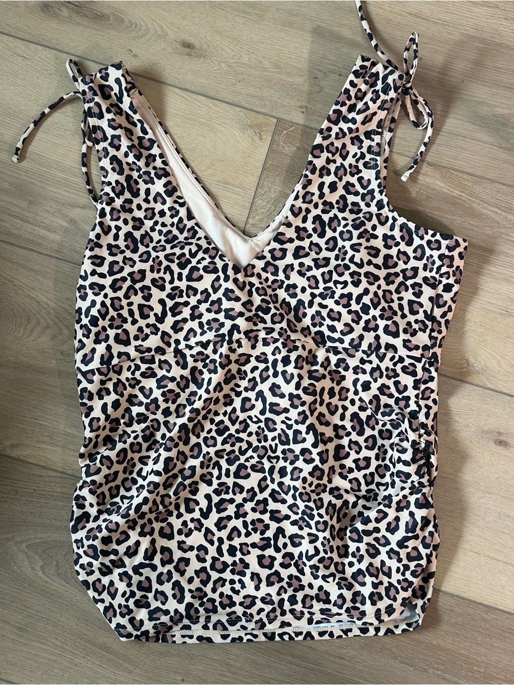 NWT Lime Ricki Cheetah V-Neck Tankini Top
